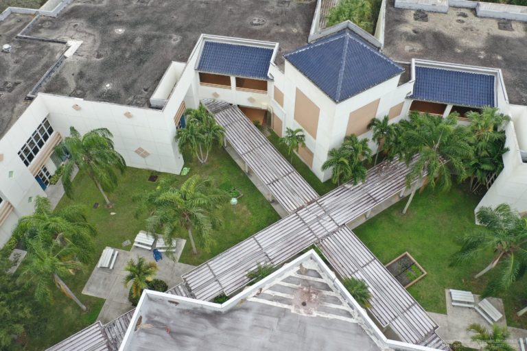 Project Finished test 19 - Lunacon Construction Group 200311 Multivista 200122 Riverglades Elementary School UAV Roof Exact Built Roof Photo 5 1 min scaled